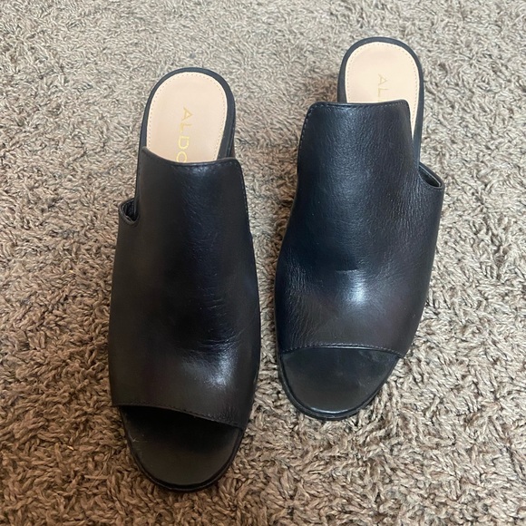 Aldo Open Toe Black Mule Heels - Picture 5 of 6